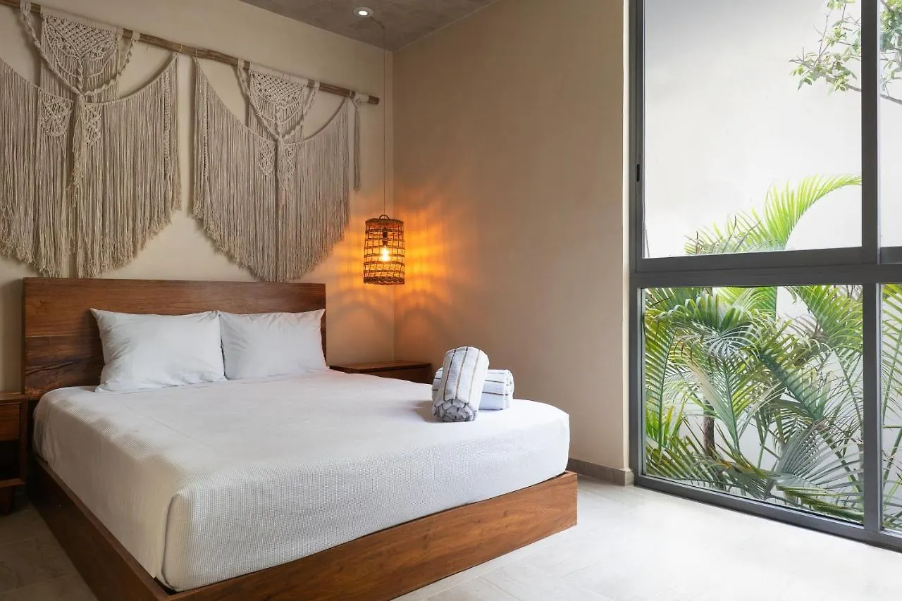 Luxury And Family Condo In La Veleta contacts